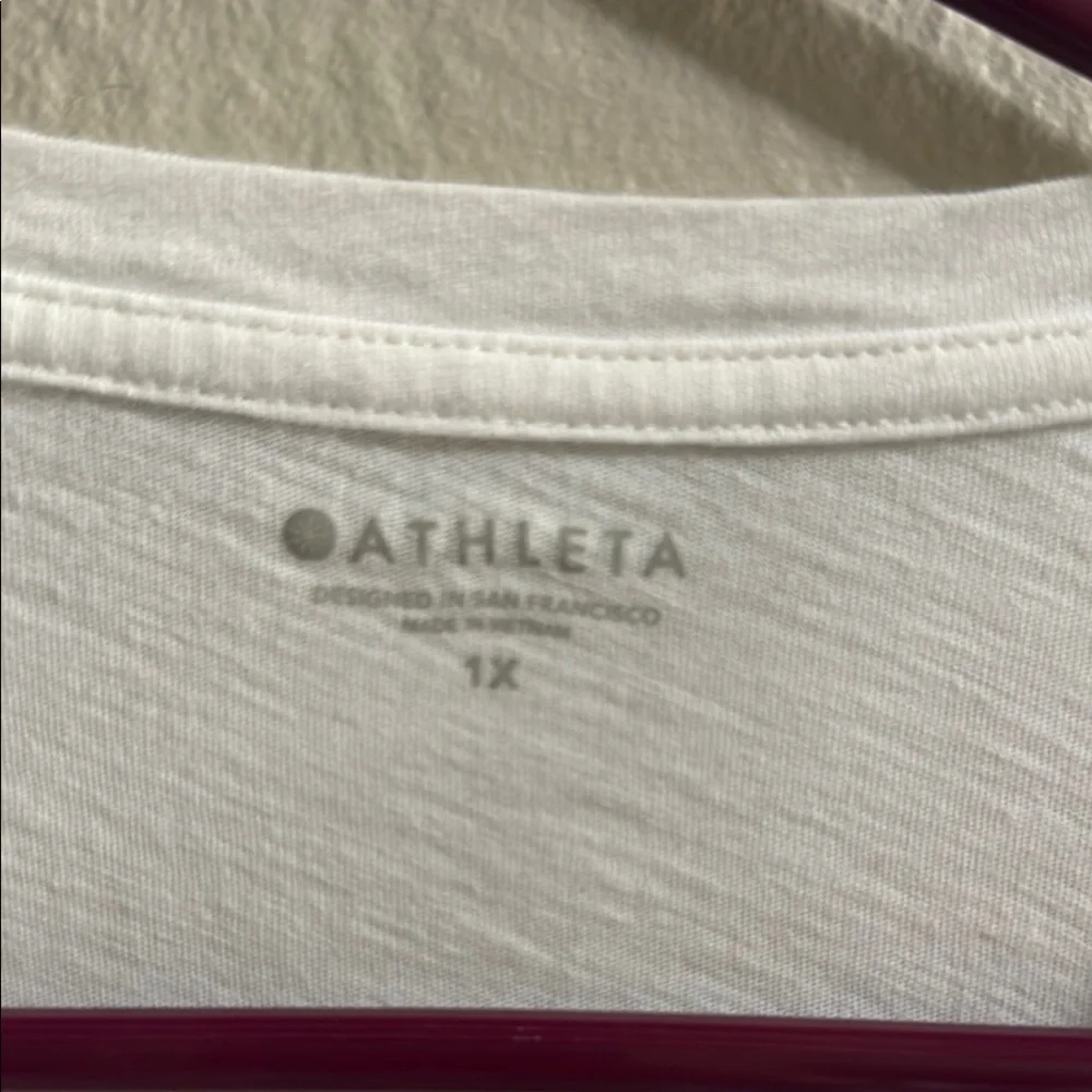 Athleta Classic White T-Shirt 1X - Picture 4 of 4